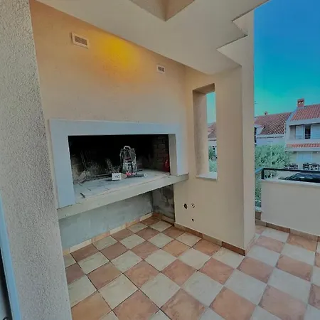 Magnolia Deluxe Zadar-with Free Parking, Garden And Terrace * Zadar