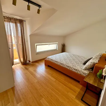Magnolia Deluxe Zadar-with Free Parking, Garden And Terrace Apartment